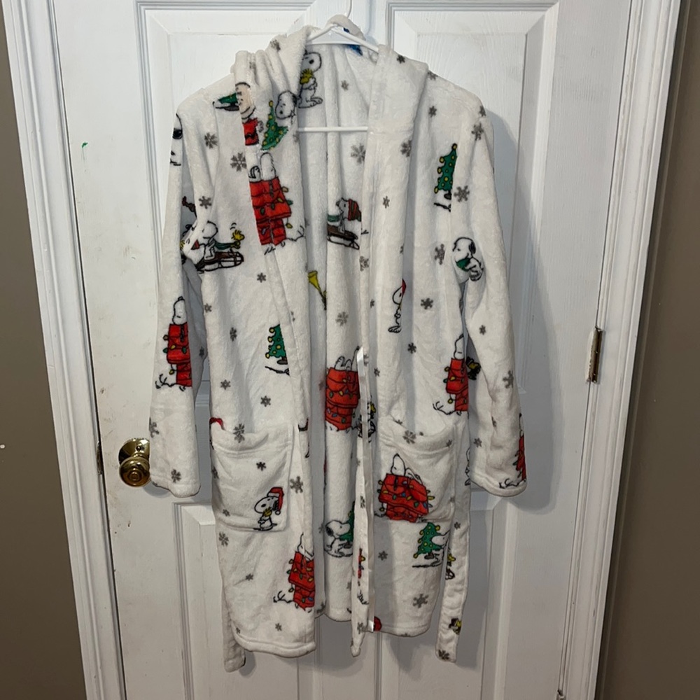 “Peanuts” robe - small - Snoopies Christmas pattern🎄